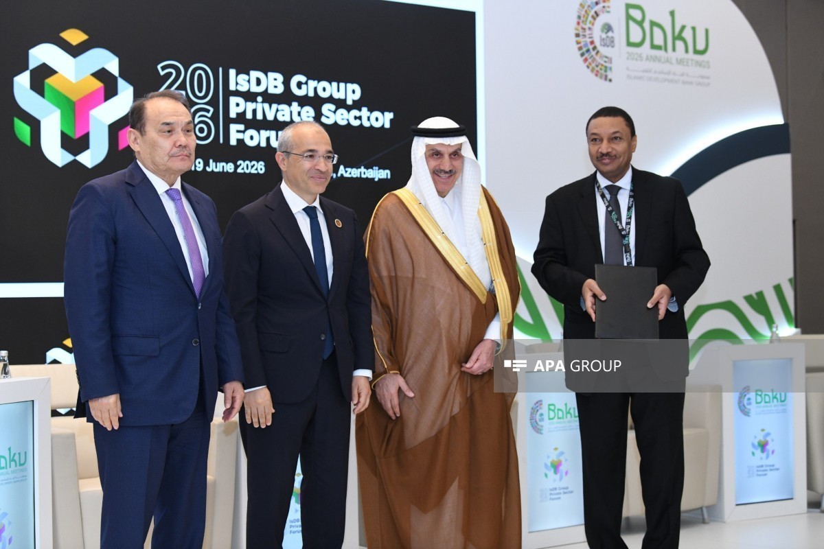 В Баку подписан ряд соглашений между структурами IsDB и азербайджанскими партнерами-ФОТО 