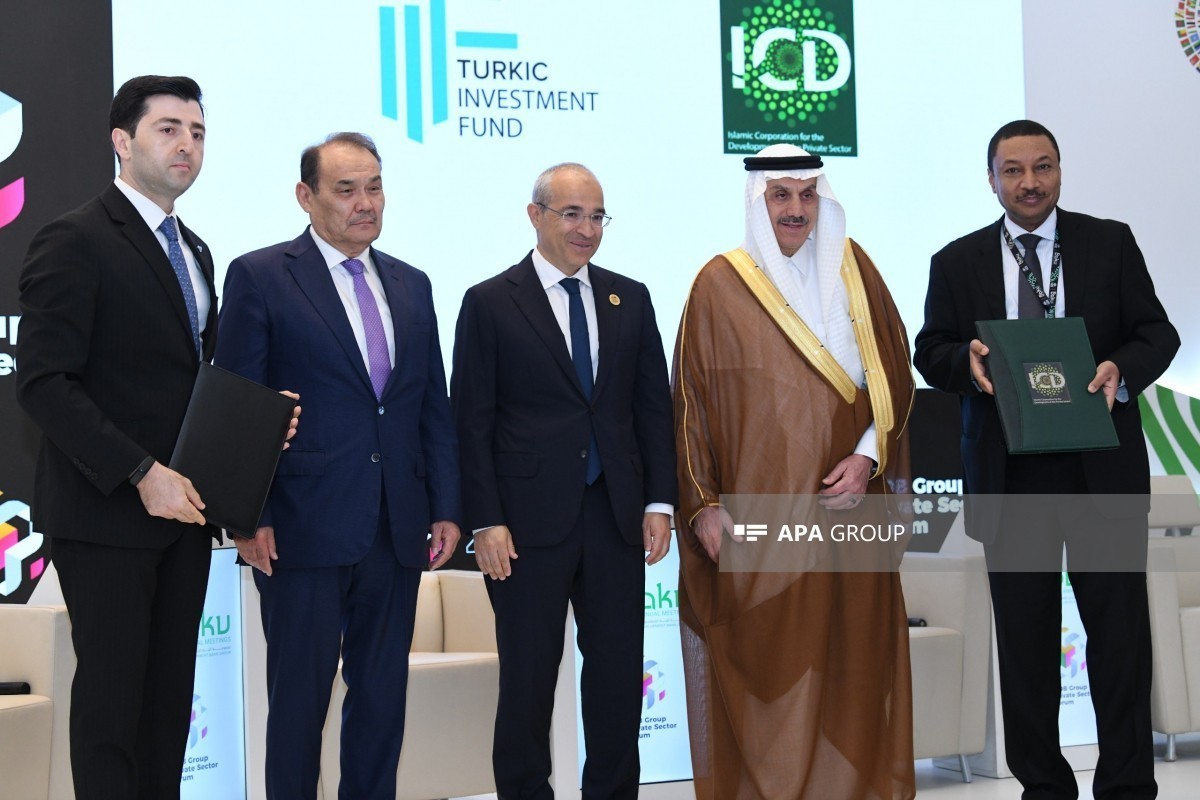 В Баку подписан ряд соглашений между структурами IsDB и азербайджанскими партнерами-ФОТО 