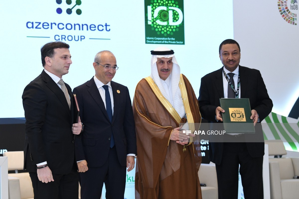 В Баку подписан ряд соглашений между структурами IsDB и азербайджанскими партнерами-ФОТО 