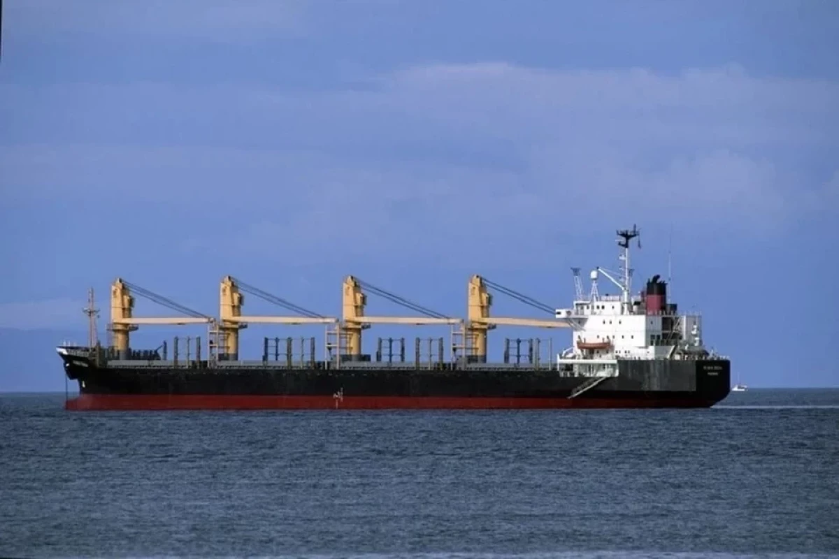 Украина обвинила Россию в атаке на гражданские суда в Черном море