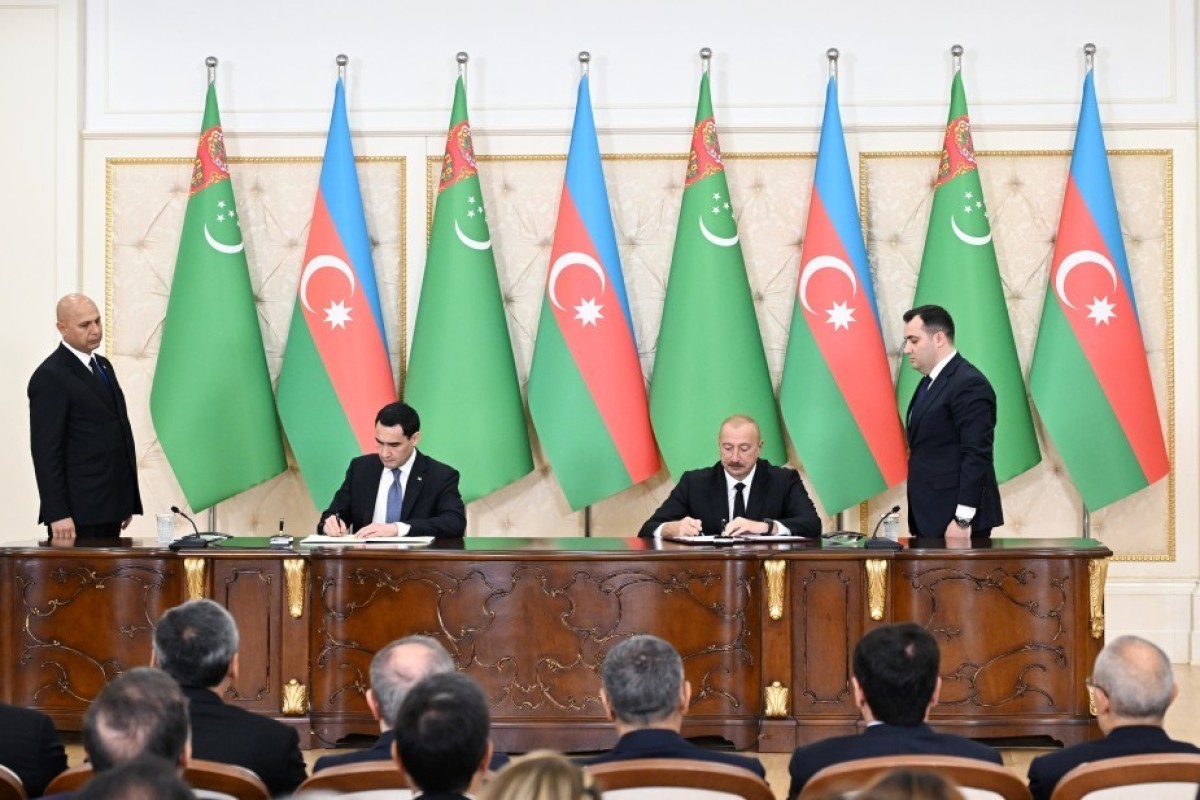 Азербайджан и Туркменистан обменялись подписанными документами-ФОТО -ОБНОВЛЕНО 