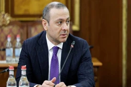 Григорян представит Армению на конференции по восстановлению Украины