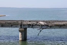 ССО Украины заявили о полном разрушении железнодорожного моста в Крыму