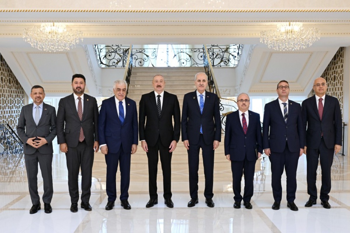 Алиев принял спикера парламента Турции Нумана Куртулмуша-ФОТО 