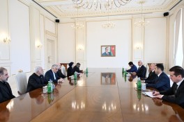 Президент Азербайджана принял спикера парламента Ирана -ФОТО 