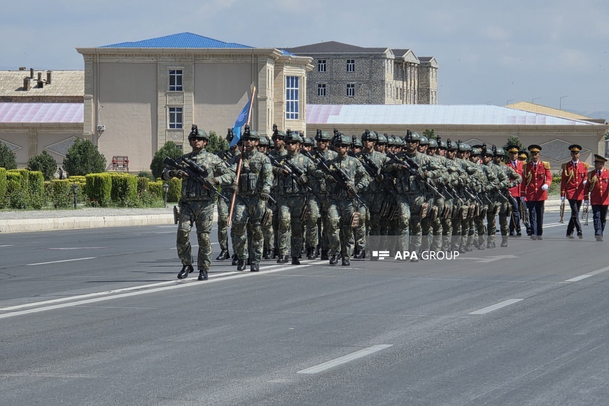 В Нахчыване проходит военный марш-ФОТО 