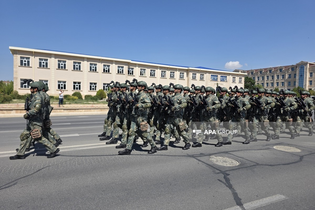 В Нахчыване проходит военный марш-ФОТО 