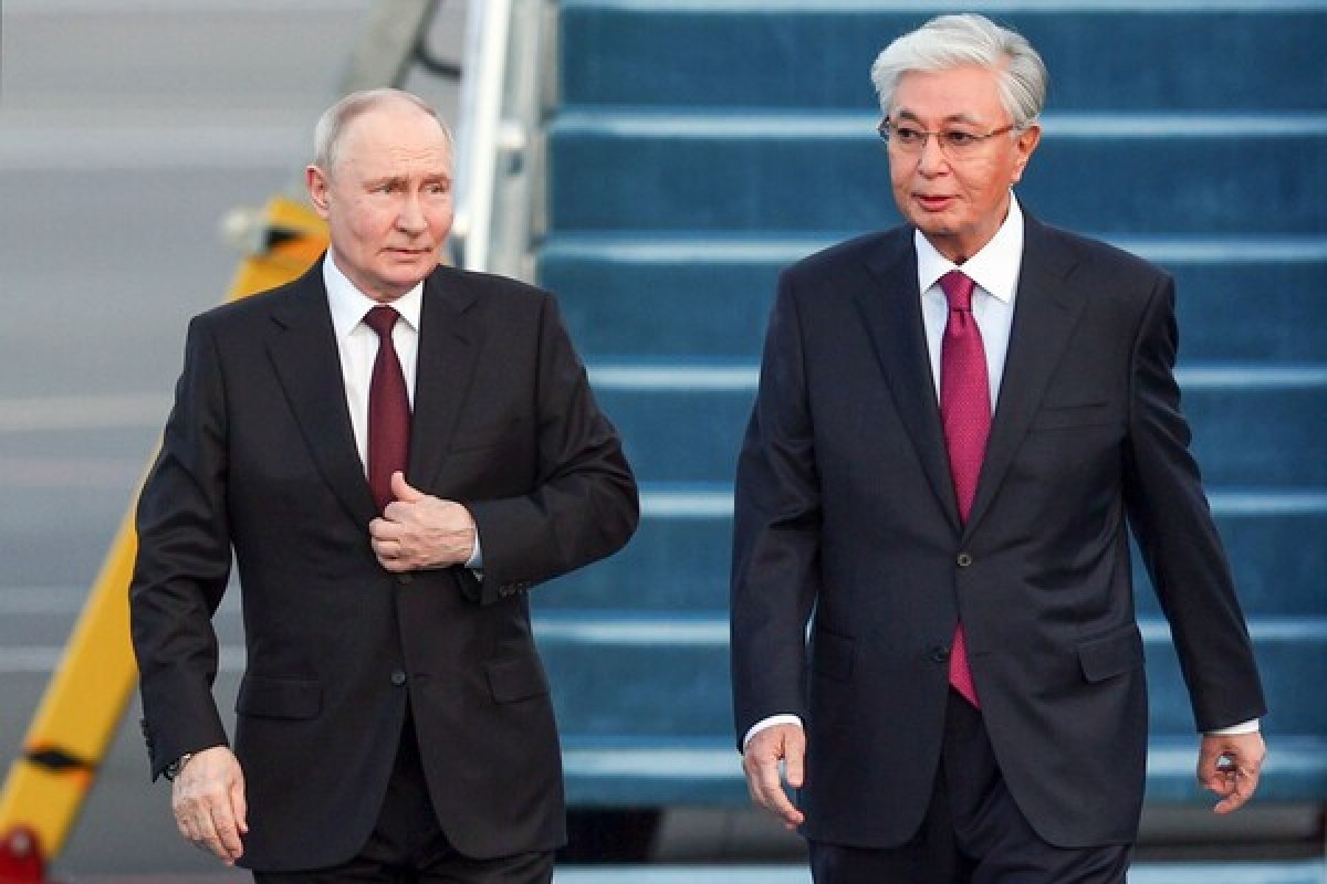 Путин и Токаев провели телефонный разговор