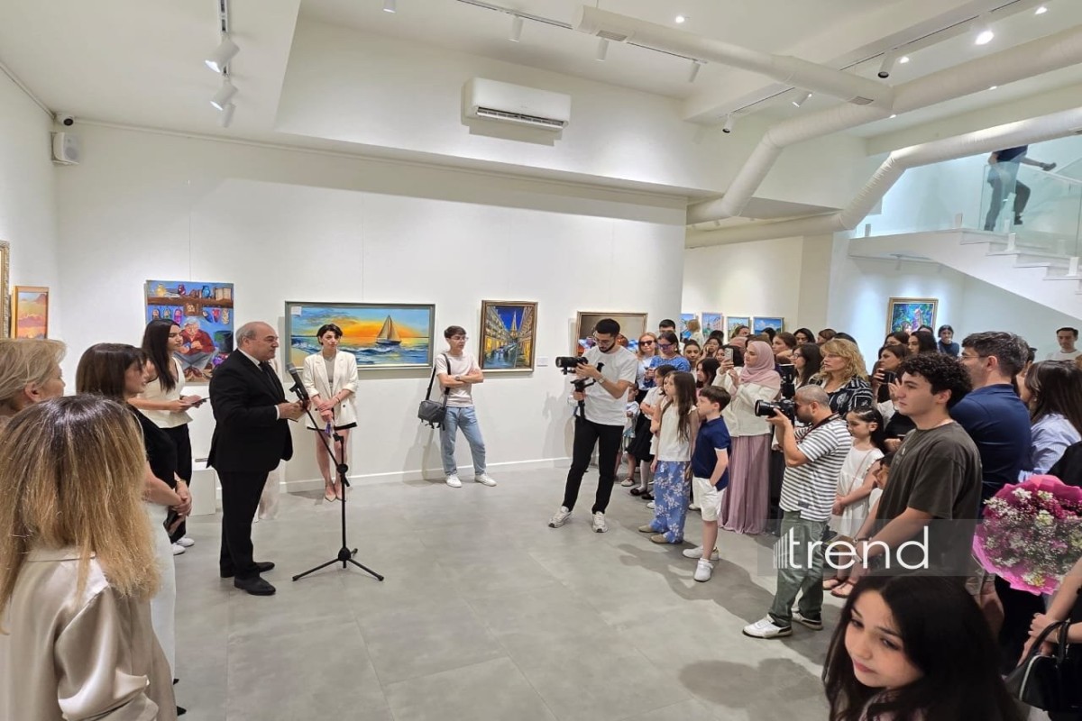 Юные художники представили в Баку «Разные взгляды» на мир-ФОТО 