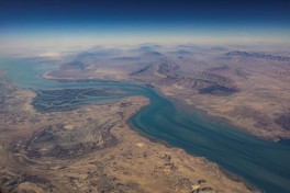 В Иране сообщили, что Ормузский пролив открыт для нефтяных танкеров