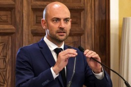 Франция готова участвовать в защите стран на Ближнем Востоке