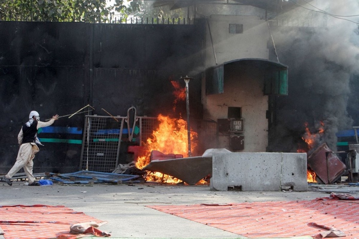 Генконсульство США в Пешаваре приостановило работу