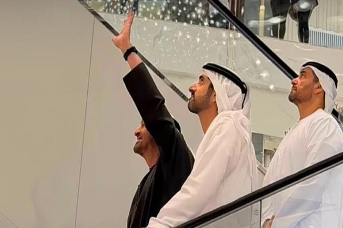 Президент ОАЭ появился в Dubai Mall, чтобы успокоить жителей и туристов