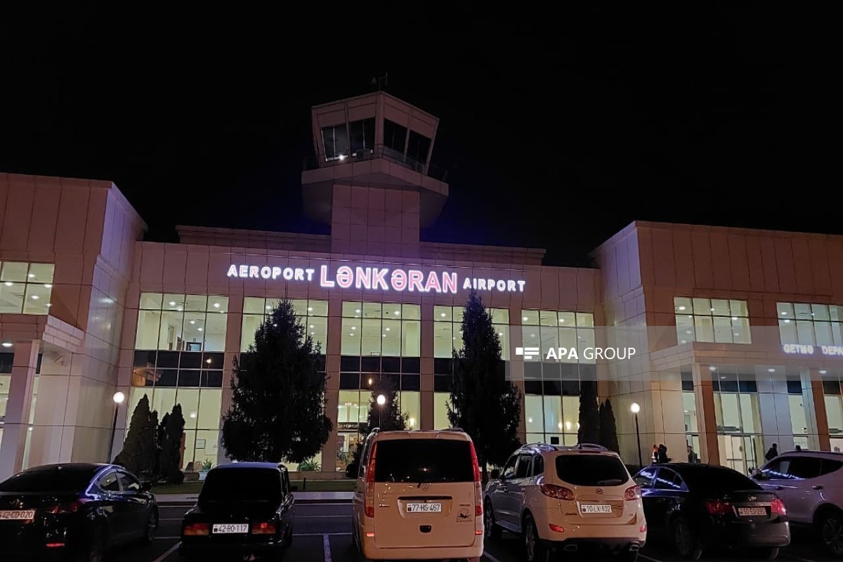 Российский Ил-76 совершил посадку в Лянкяране для перевозки граждан РФ