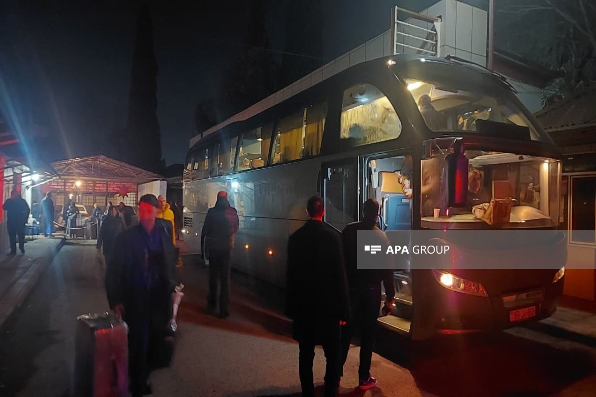 126 граждан РФ доставлены в аэропорт Лянкярана для отправки на родину-ОБНОВЛЕНО -ФОТО 