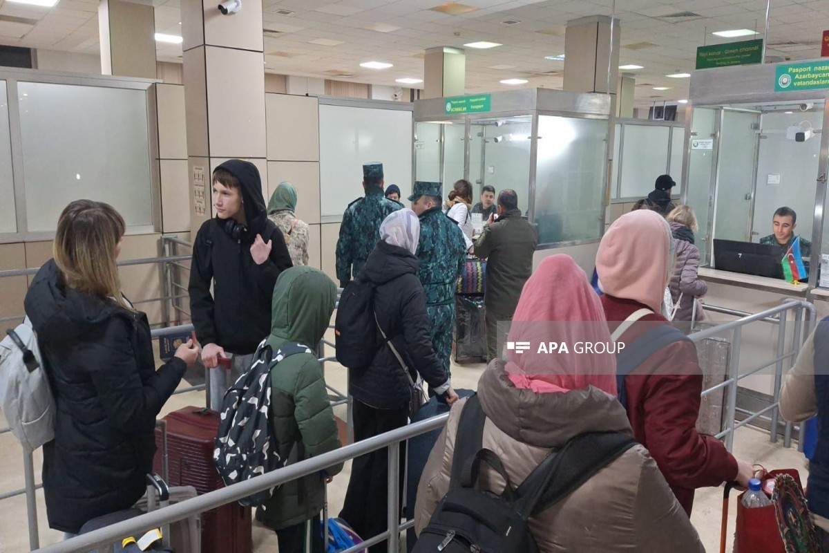 126 граждан РФ доставлены в аэропорт Лянкярана для отправки на родину-ОБНОВЛЕНО -ФОТО 