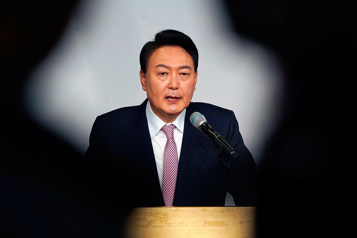 Прокуроры требуют ужесточить приговор экс-президенту Южной Кореи