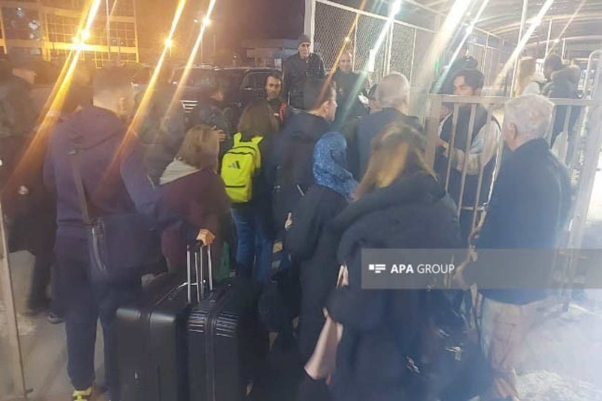 Сотрудники посольств Хорватия, Бразилия и Испания в Иран эвакуированы через границу Азербайджан