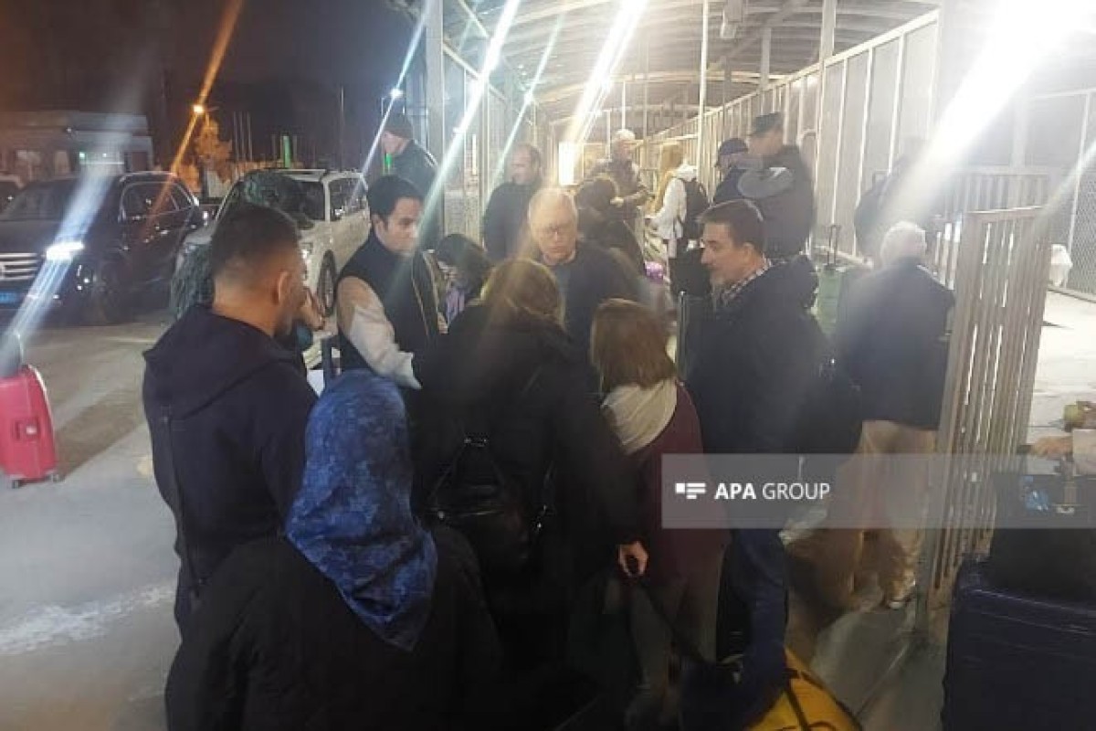 Сотрудники посольств Хорватия, Бразилия и Испания в Иран эвакуированы через границу Азербайджан