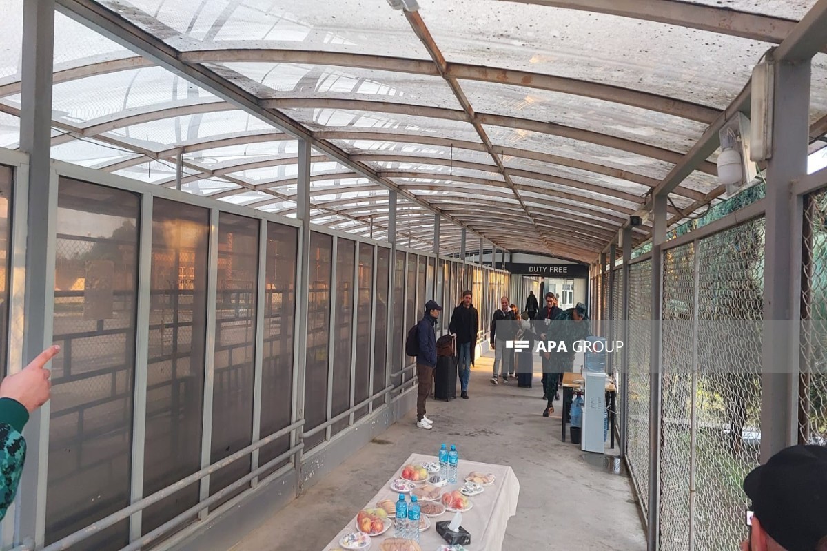 Через границу в Астаре вывезли граждан Китая и Италии