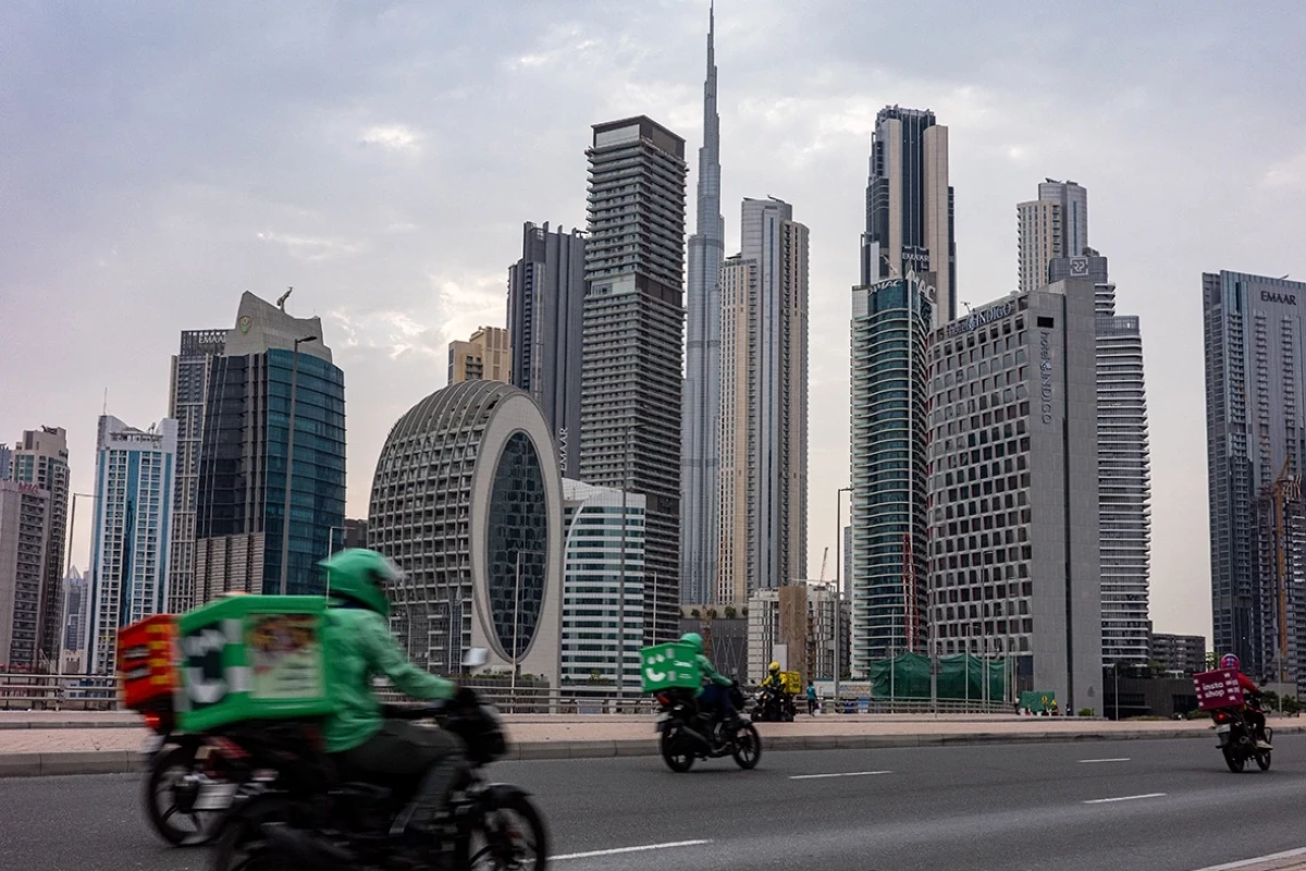 WSJ: ОАЭ могут перекрыть Ирану ключевой финансовый канал