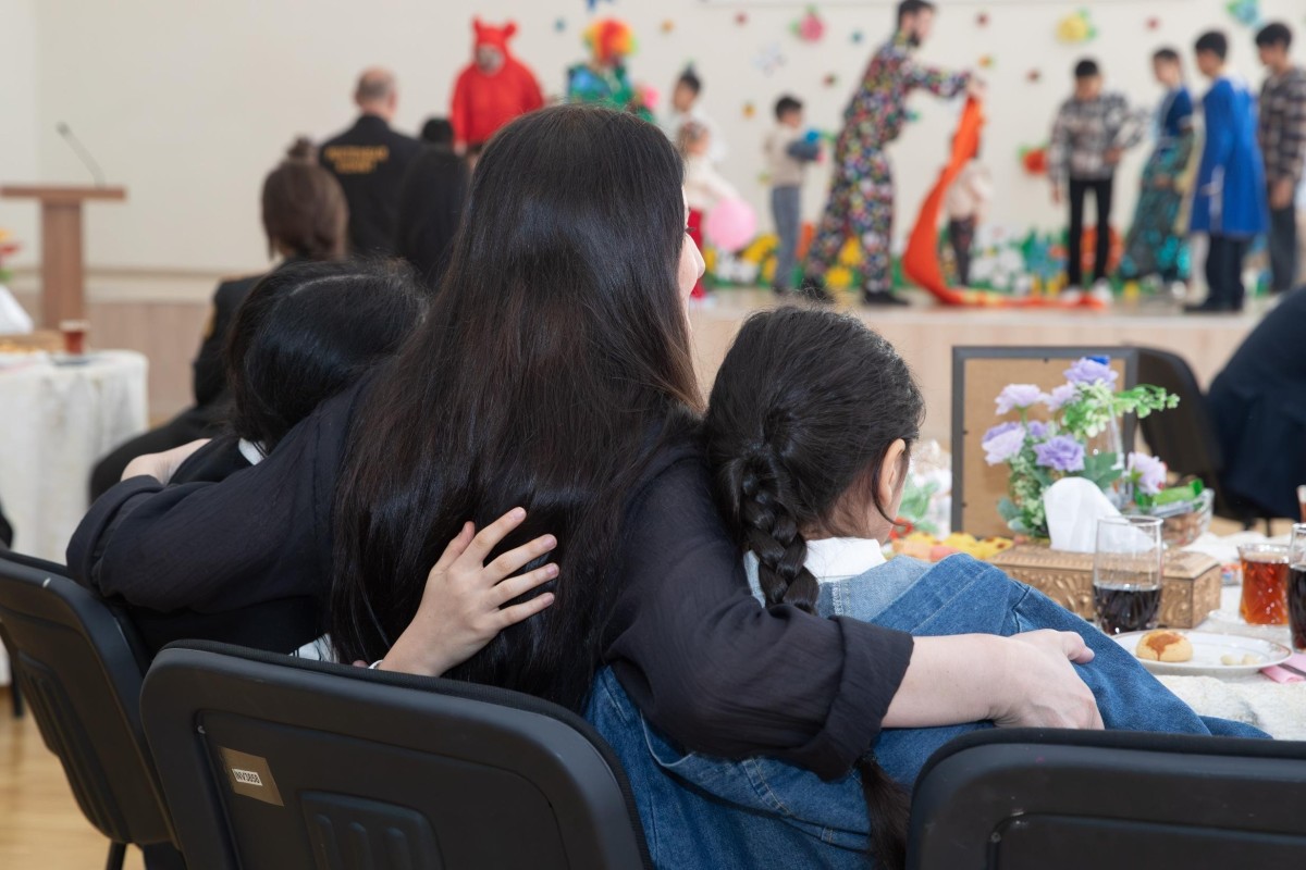 В Баку организовали встречу детей с осужденными матерями по случаю 8 Марта-ФОТО 