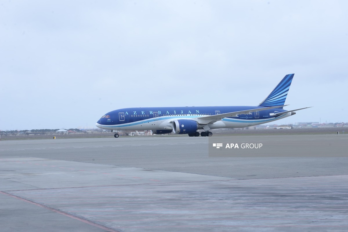 Самолет AZAL вернул в Баку из Джидды более 200 граждан Азербайджана-ФОТО 
