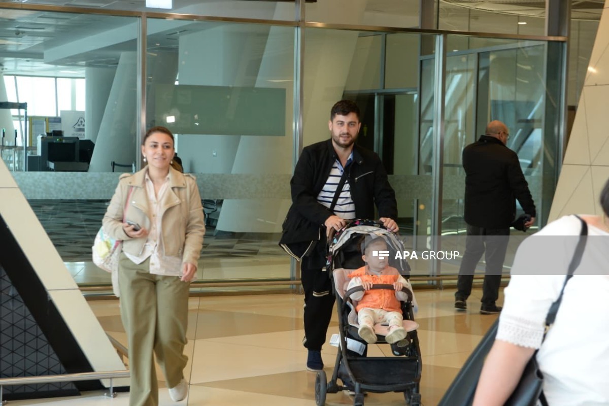 Самолет AZAL вернул в Баку из Джидды более 200 граждан Азербайджана-ФОТО 