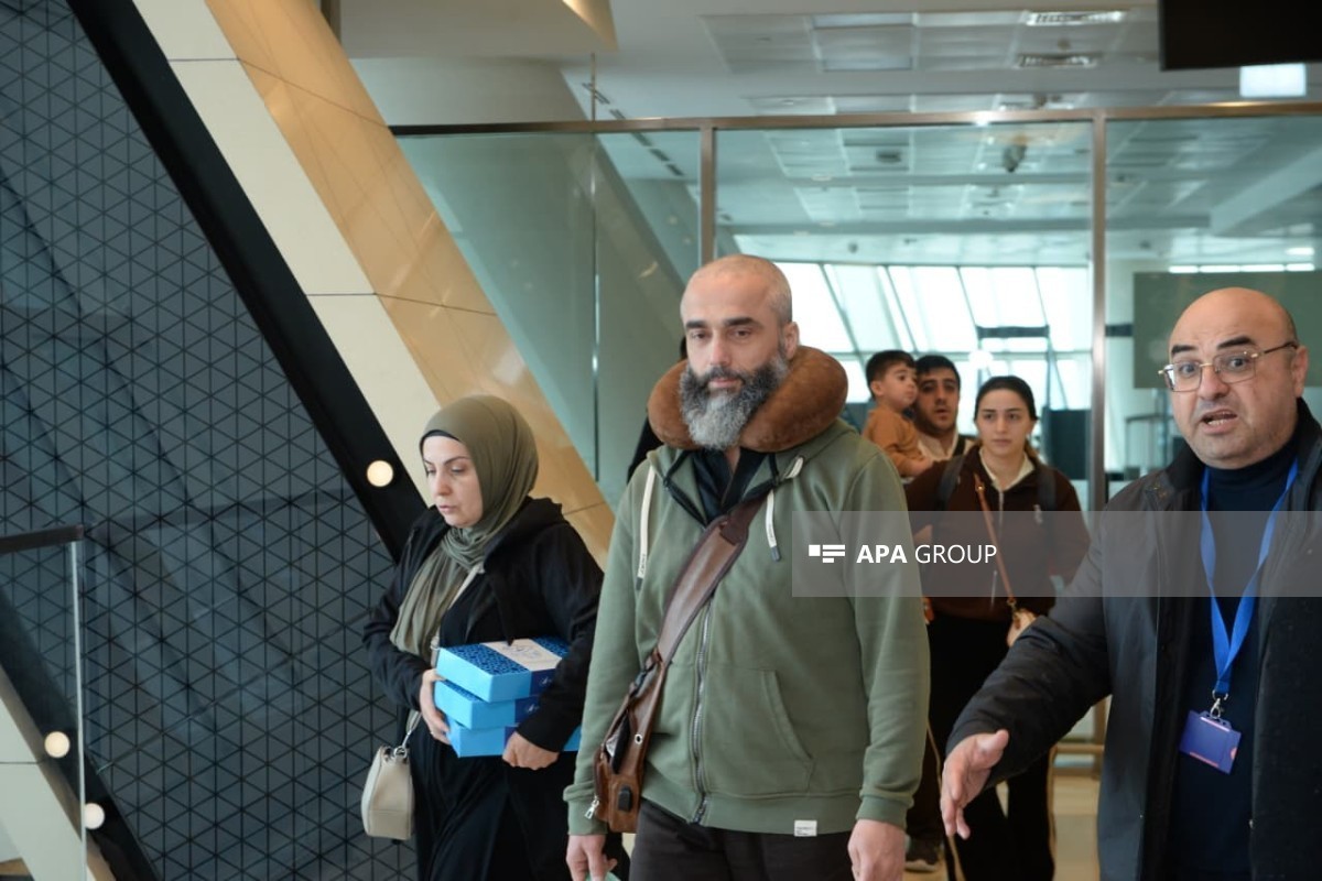 Самолет AZAL вернул в Баку из Джидды более 200 граждан Азербайджана-ФОТО 