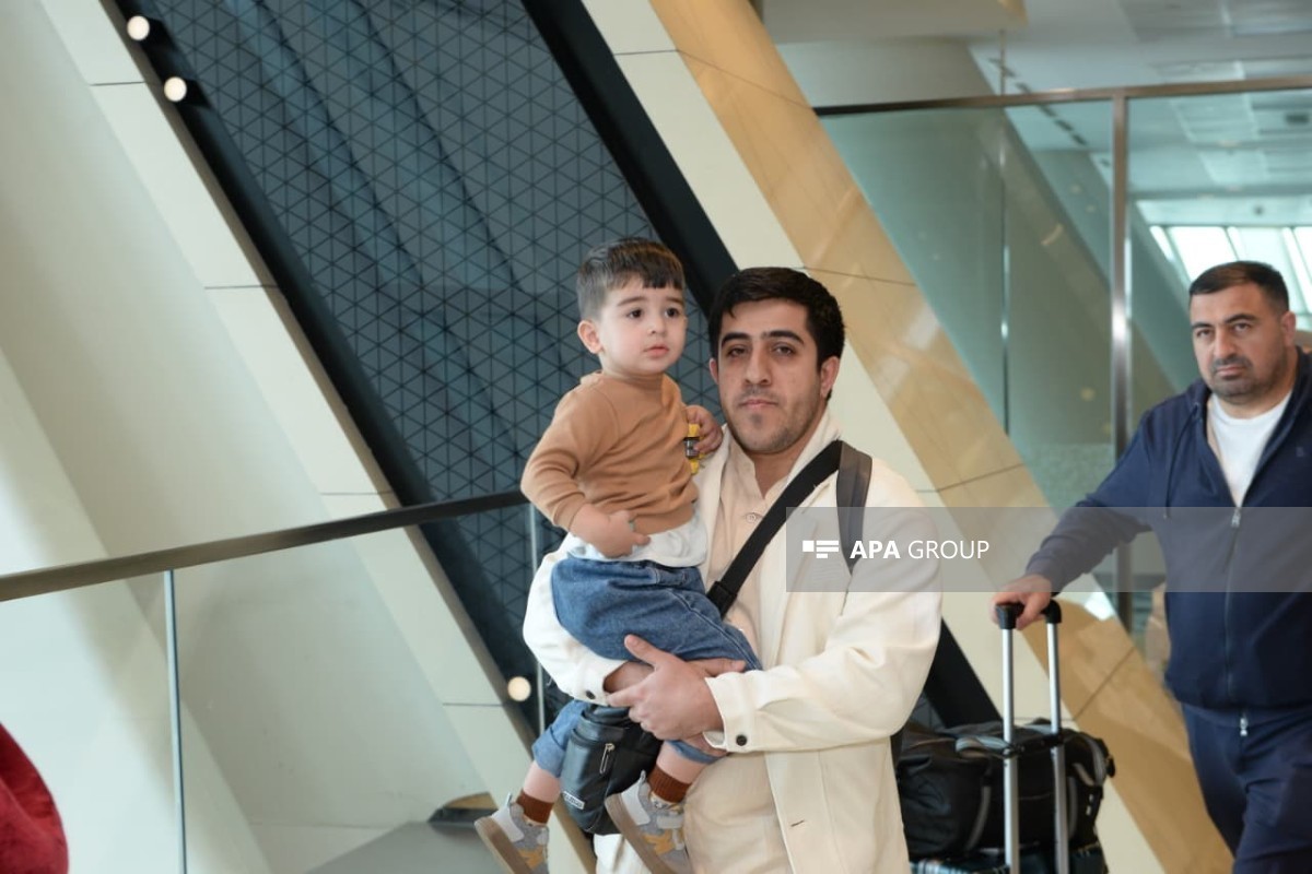 Самолет AZAL вернул в Баку из Джидды более 200 граждан Азербайджана-ФОТО 