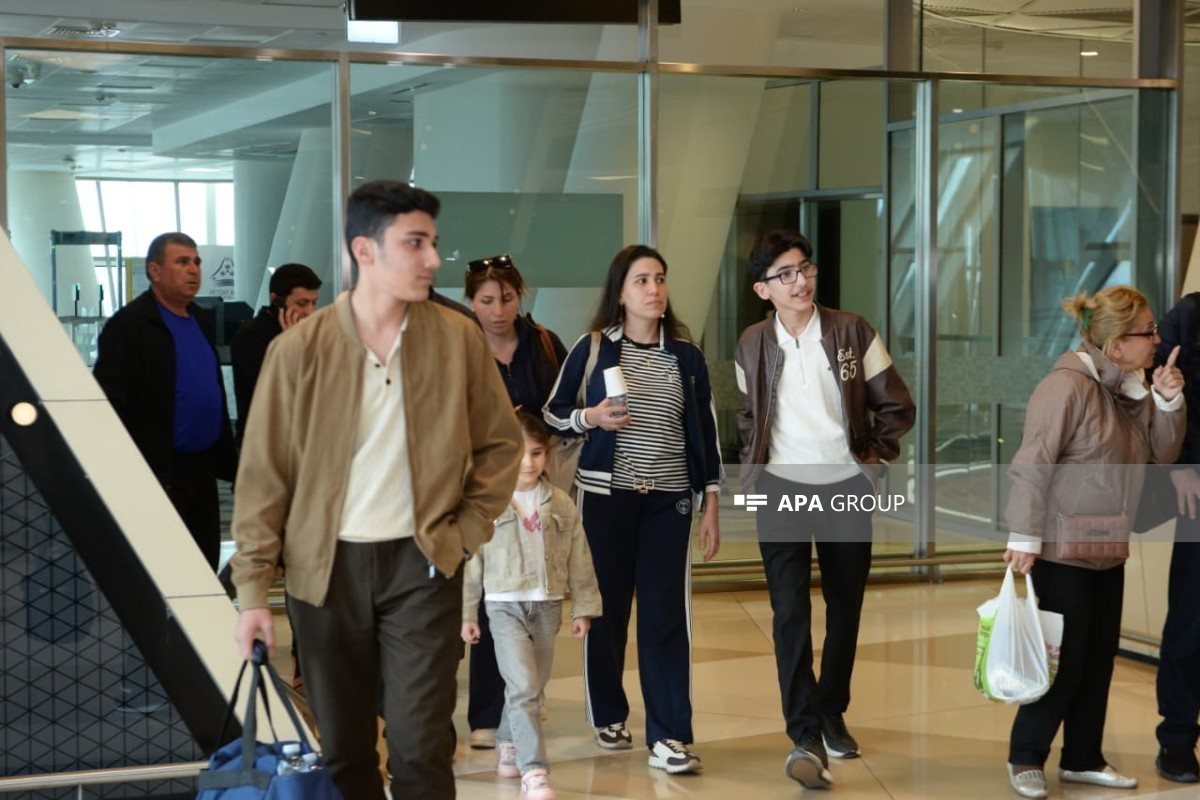 Самолет AZAL вернул в Баку из Джидды более 200 граждан Азербайджана-ФОТО 