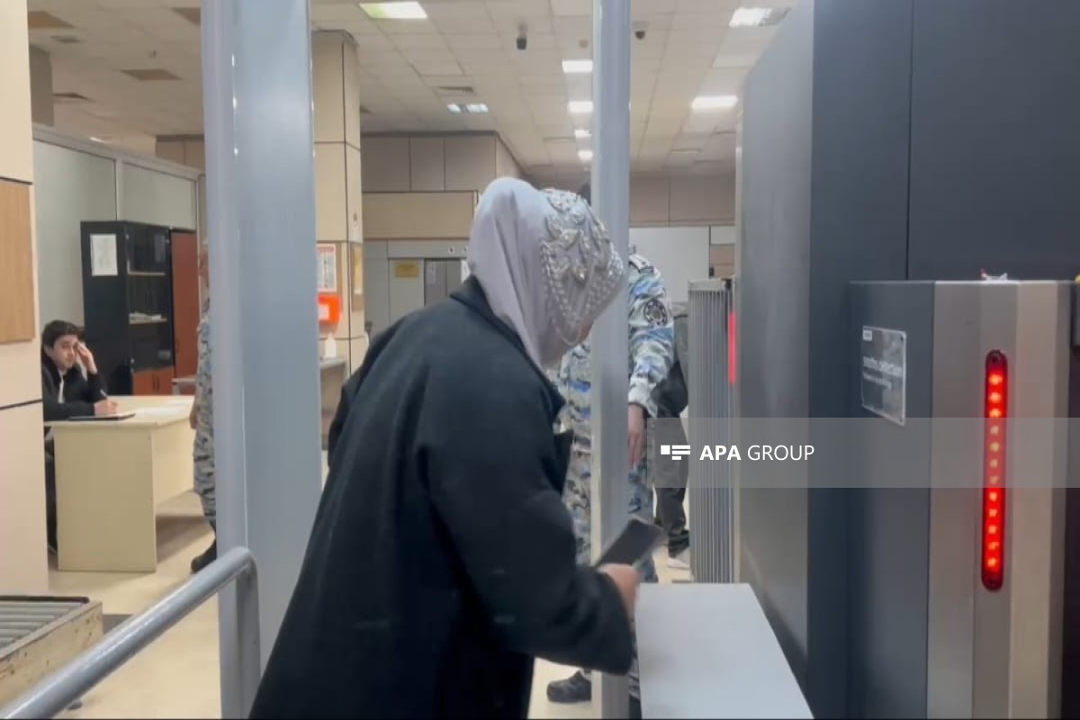 За день из Ирана в Азербайджан эвакуированы 76 человек