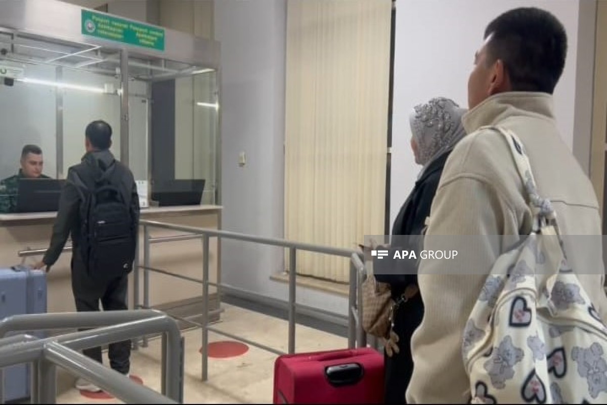 За день из Ирана в Азербайджан эвакуированы 76 человек