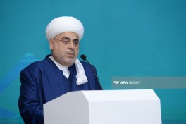 Аллахшукур Пашазаде посетит Рим