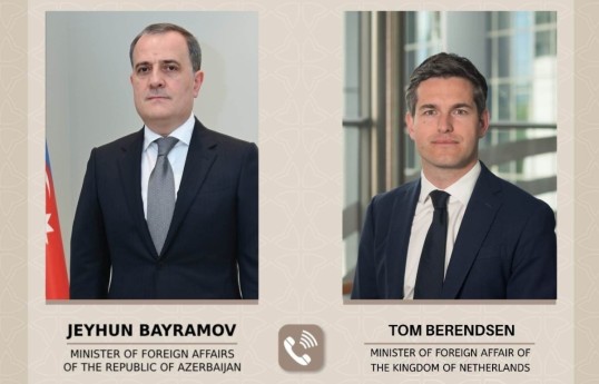 Джейхун Байрамов провёл телефонный разговор с главой МИД Нидерландов