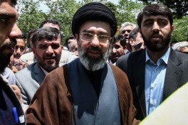 СМИ: Сын Али Хаменеи Моджтаба при одной из атак был ранен