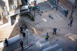 В результате пуска ракет Ираном по Израилю пострадали 6 человек, один из них в тяжёлом состоянии