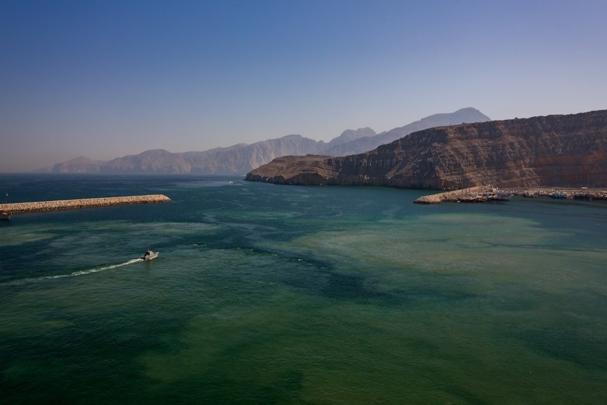 Франция готовит операцию по сопровождению судов в Ормузском проливе