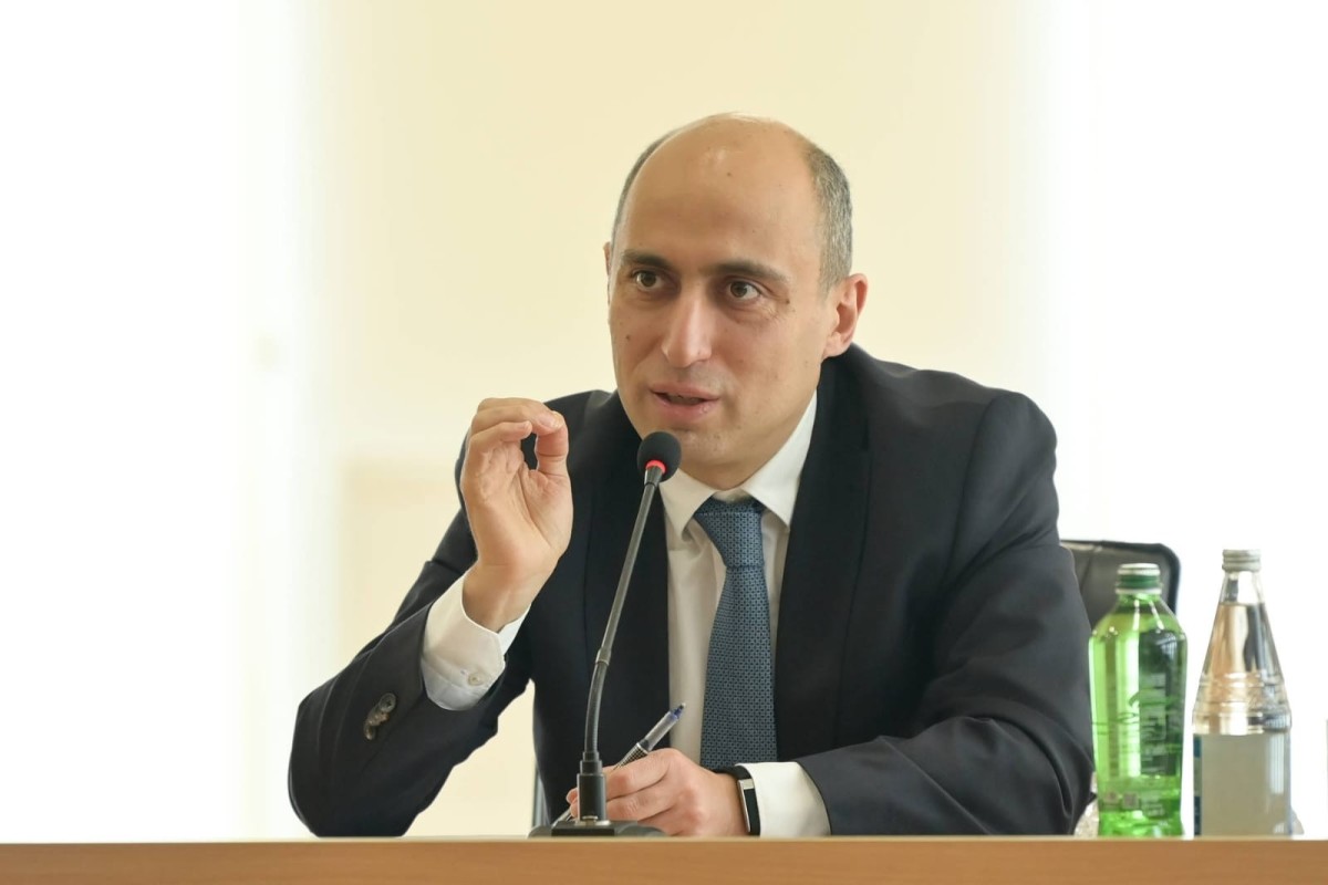 Министр встретился с учителями, работающими на освобожденных территориях -ФОТО 