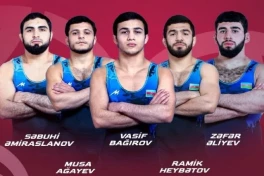 Азербайджанские борцы вступают в борьбу за медали на чемпионате Европы