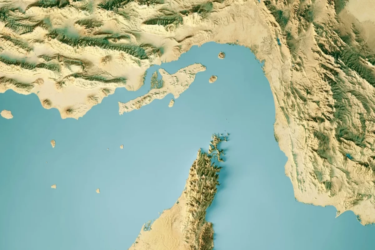 Иран разместил десятки мин в Ормузском проливе