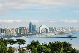 В четверг в Баку 12 градусов тепла, юго-восточный ветер