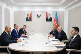 Али Асадов встретился с руководством Международной федерации каноэ