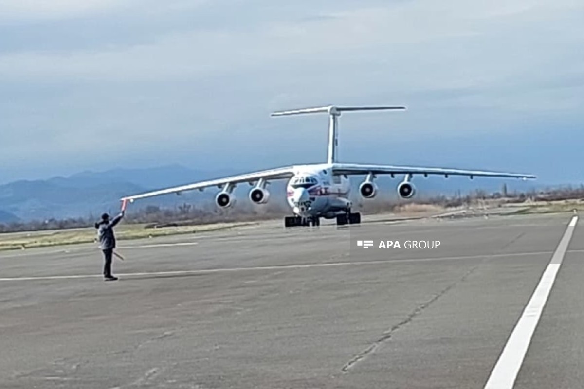 Самолет МЧС России приземлился в Лянкяране-ФОТО 