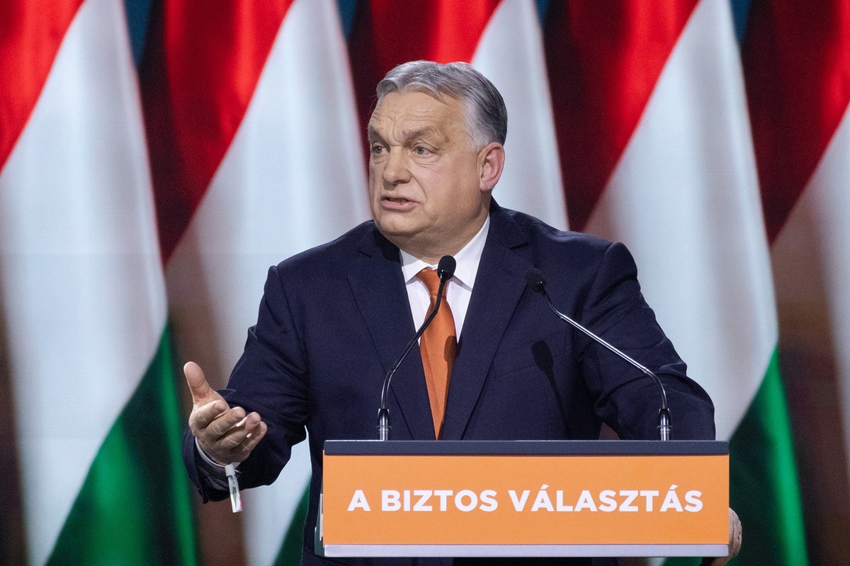 Орбан обвинил Киев в саботаже и подготовке покушения
