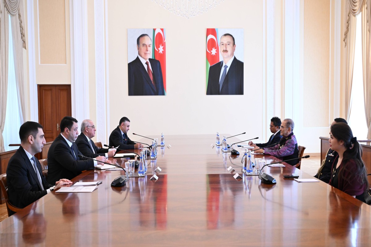 Премьер Азербайджана провел встречу с президентом Восточного Тимора