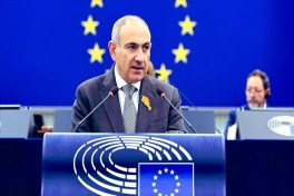 Лед тронулся: Пашинян наконец прочитал преамбулу собственной Конституции - ТОЧКА ЗРЕНИЯ 