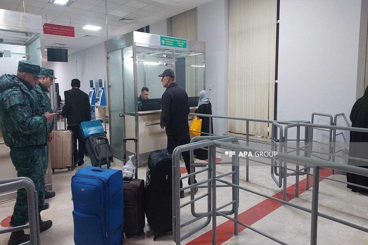 Около 50 иностранцев и граждан Азербайджана эвакуированы из Ирана-ФОТО 