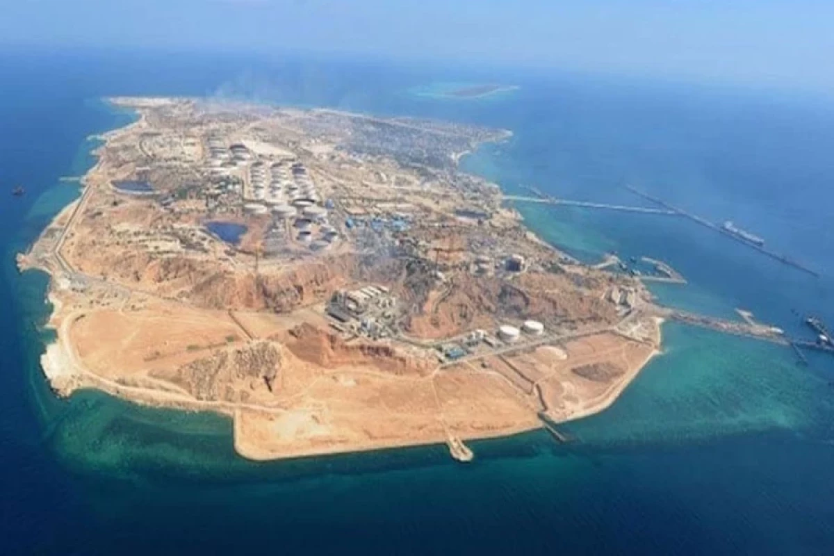 Трамп: Американские войска нанесли удар по острову Харк