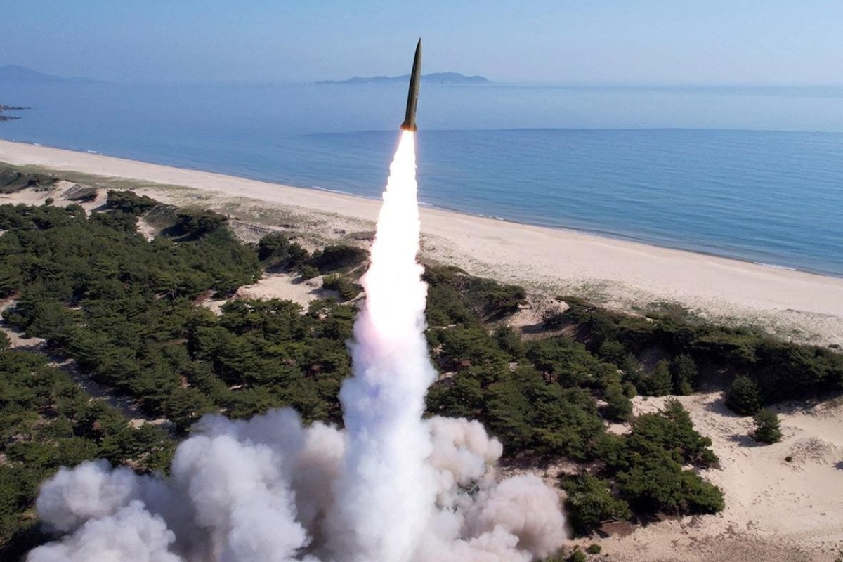 Yonhap: Северная Корея провела запуск десяти баллистических ракет